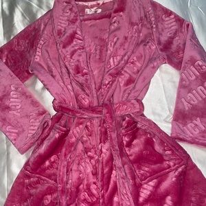 JUICY COUTURE SLEEPWEAR ROBE